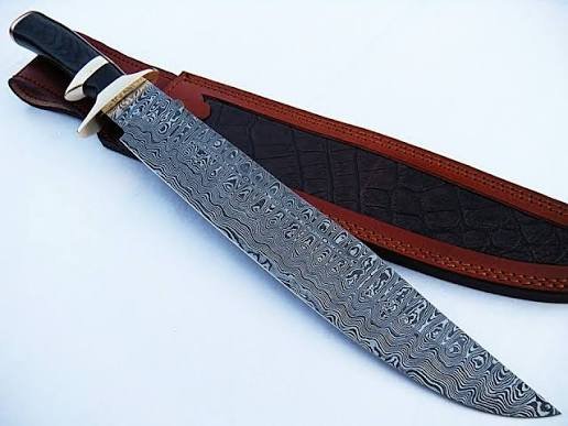 Blades as Blueprints: Why Saber and Damascus Swords Still Guide Modern Tech